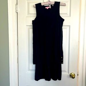 Lilly Pulitzer Cold should light sweater dress. Slight black on black shimmer